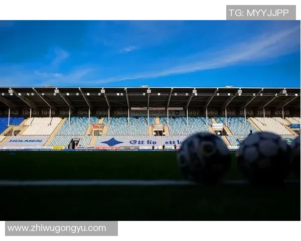 法尔肯堡与北平雪的精彩对决揭示足球战术与团队精神的完美结合 法尔肯堡与北平雪的精彩对决揭示足球战术与团队精神的完美结合