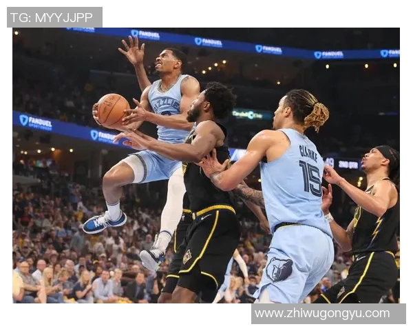 雄鹿大胜灰熊，保持不败战绩：赛场霸主的不灭传奇